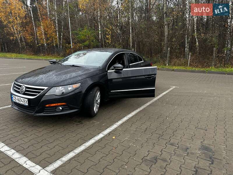 Купе Volkswagen CC / Passat CC 2011 в Киеве