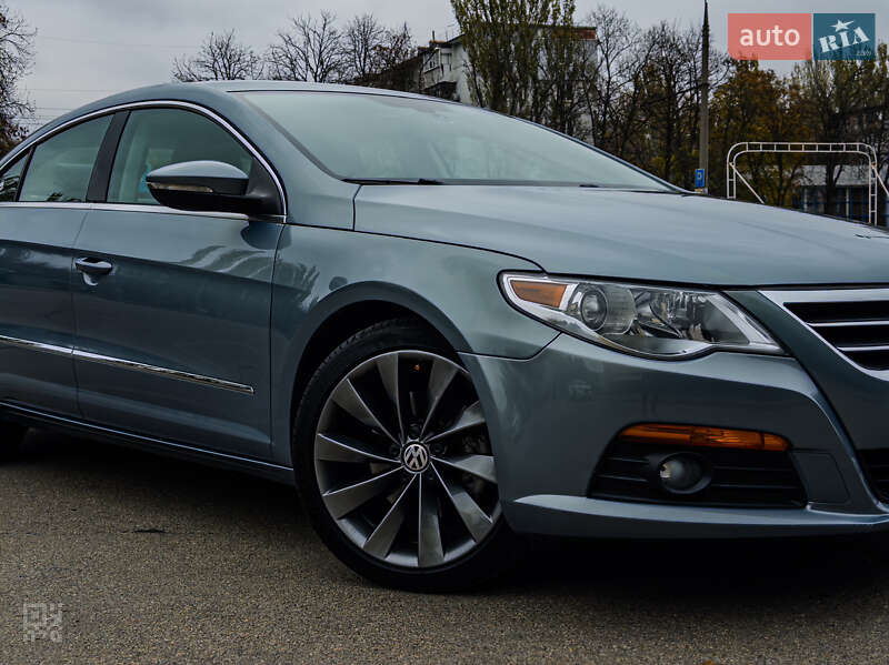 Купе Volkswagen CC / Passat CC 2012 в Запоріжжі