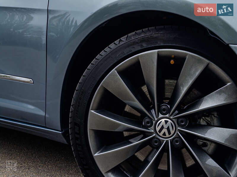Купе Volkswagen CC / Passat CC 2012 в Запоріжжі