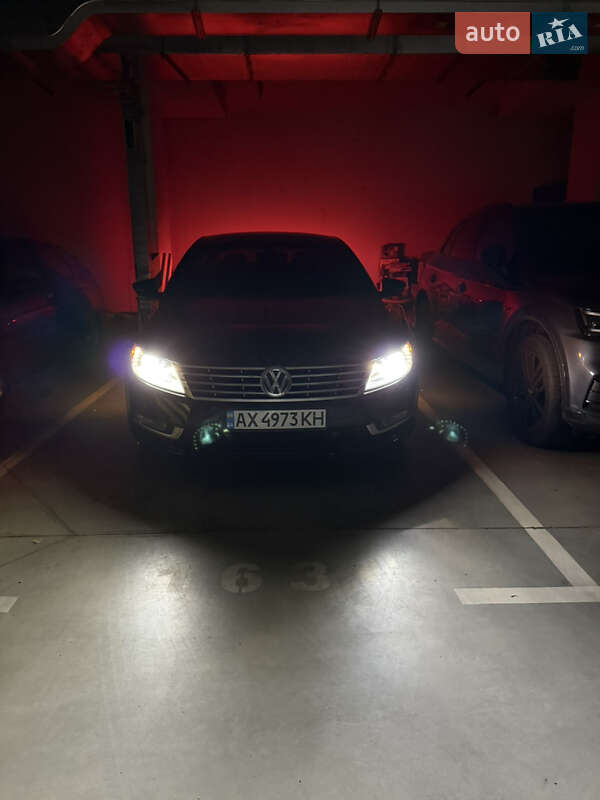 Купе Volkswagen CC / Passat CC 2012 в Киеве
