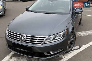 Купе Volkswagen CC / Passat CC 2015 в Киеве