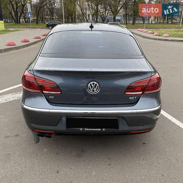 Купе Volkswagen CC / Passat CC 2015 в Киеве