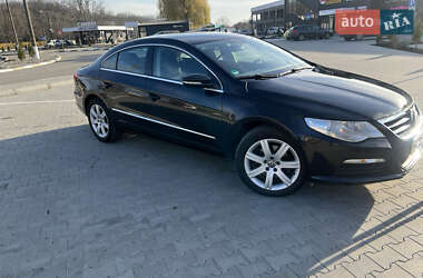 Купе Volkswagen CC / Passat CC 2010 в Снятине
