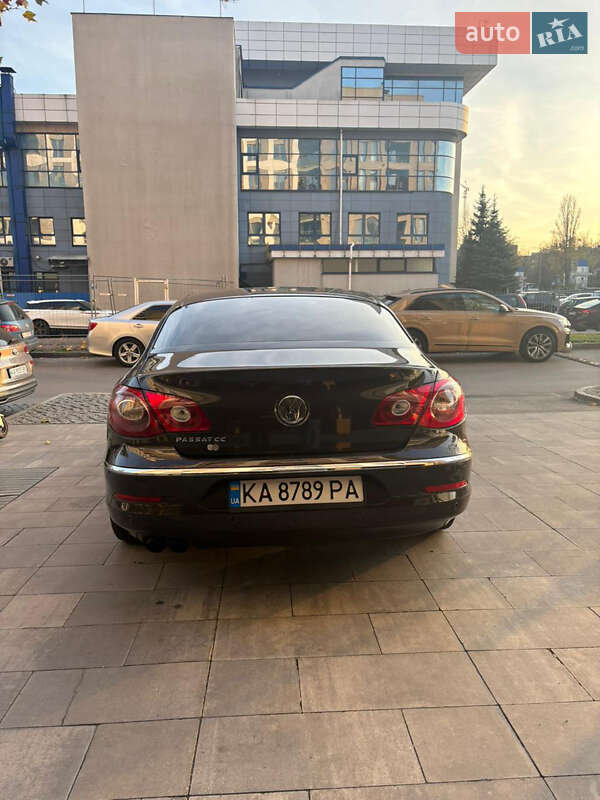 Купе Volkswagen CC / Passat CC 2010 в Києві