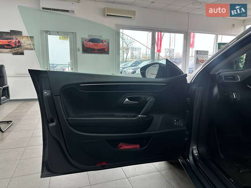 Купе Volkswagen CC / Passat CC 2016 в Києві фото 18 Купе Volkswagen CC / Passat CC 2016 в Києві