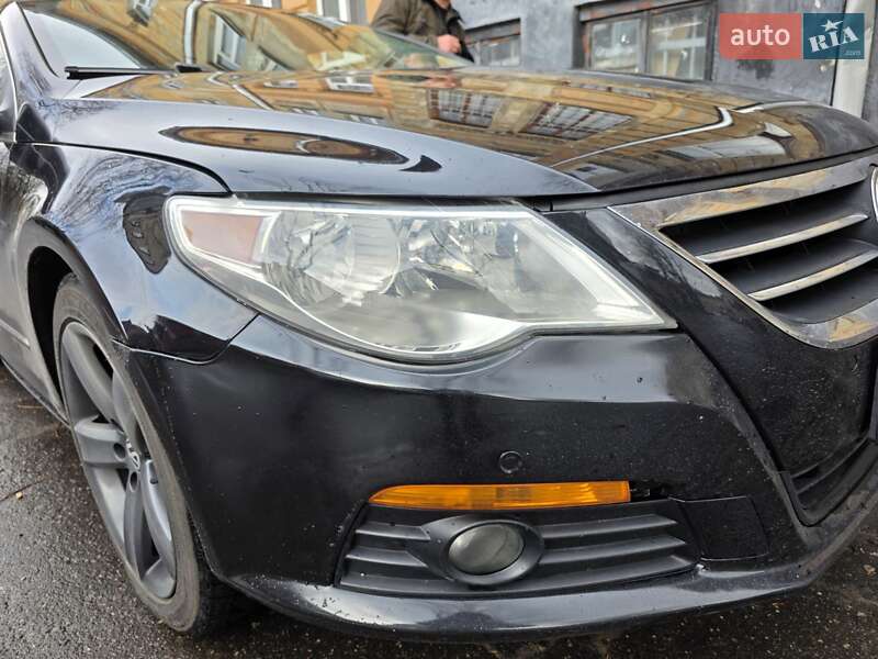 Купе Volkswagen CC / Passat CC 2011 в Львові