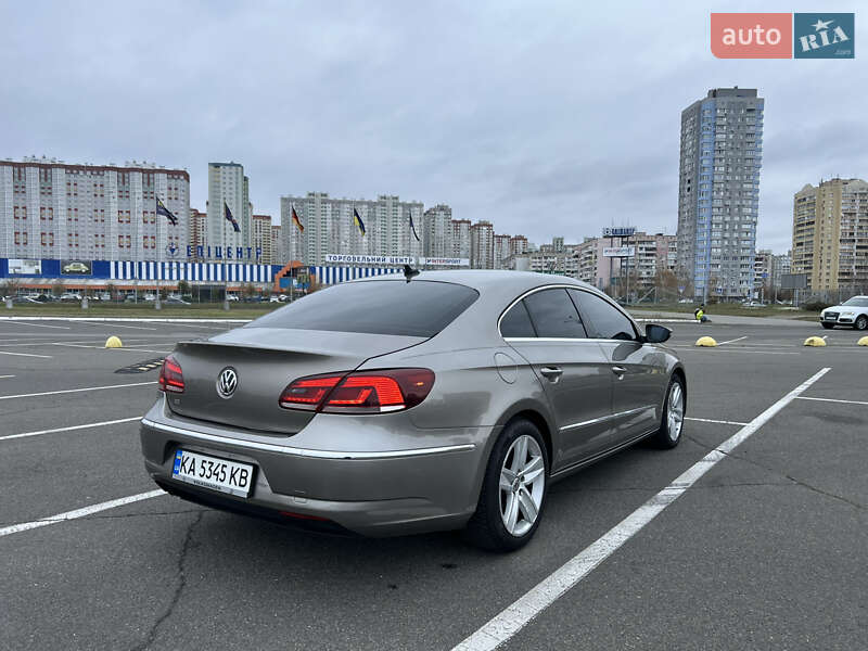 Купе Volkswagen CC / Passat CC 2012 в Києві