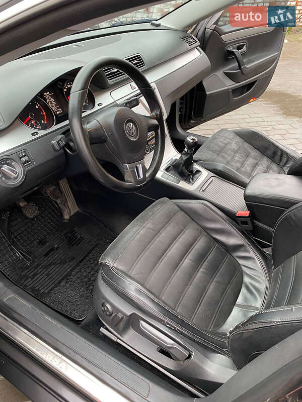 Купе Volkswagen CC / Passat CC 2009 в Києві фото 7 Купе Volkswagen CC / Passat CC 2009 в Києві