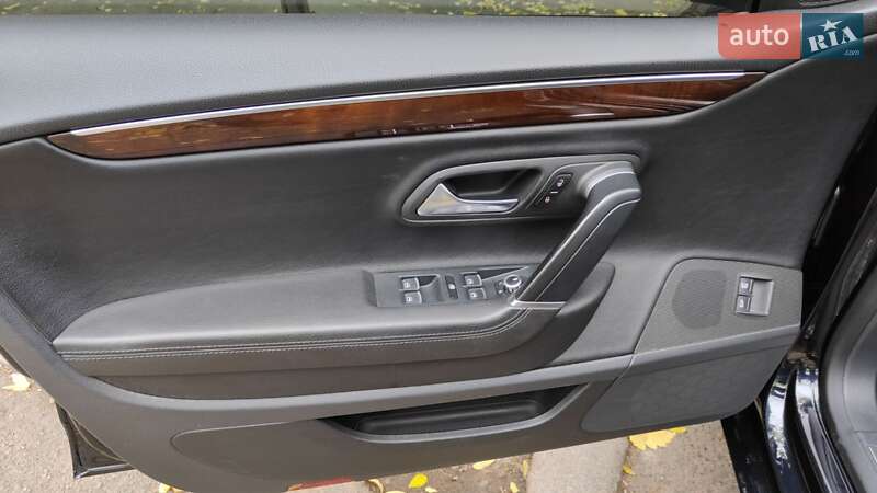 Купе Volkswagen CC / Passat CC 2013 в Одесі
