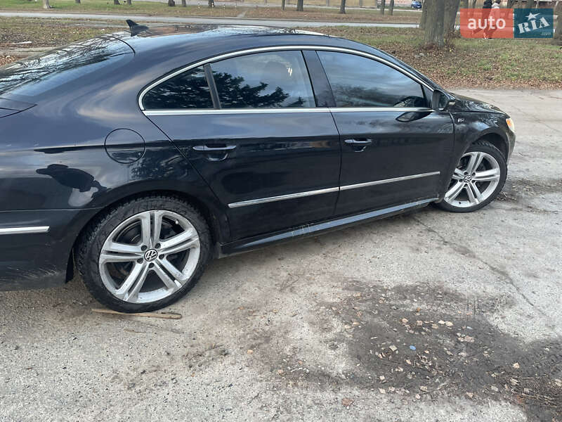 Купе Volkswagen CC / Passat CC 2011 в Полтаві