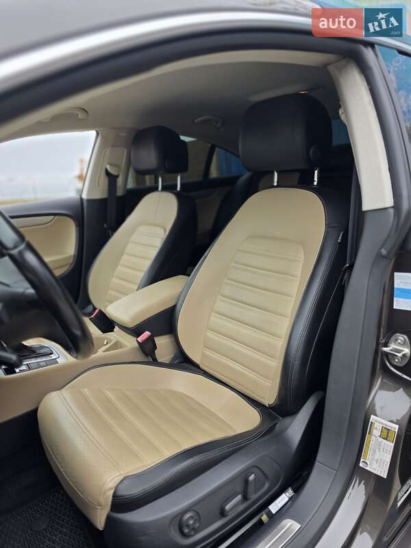 Купе Volkswagen CC / Passat CC 2012 в Одессе