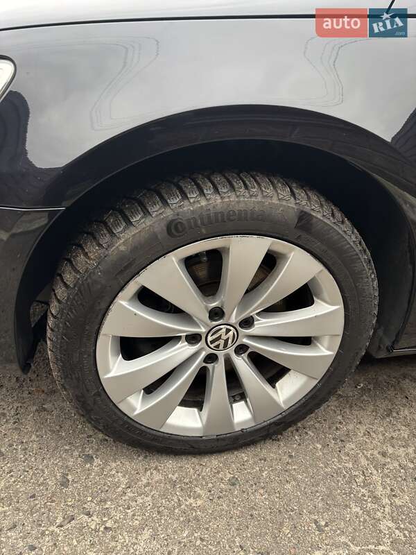 Купе Volkswagen CC / Passat CC 2011 в Киеве