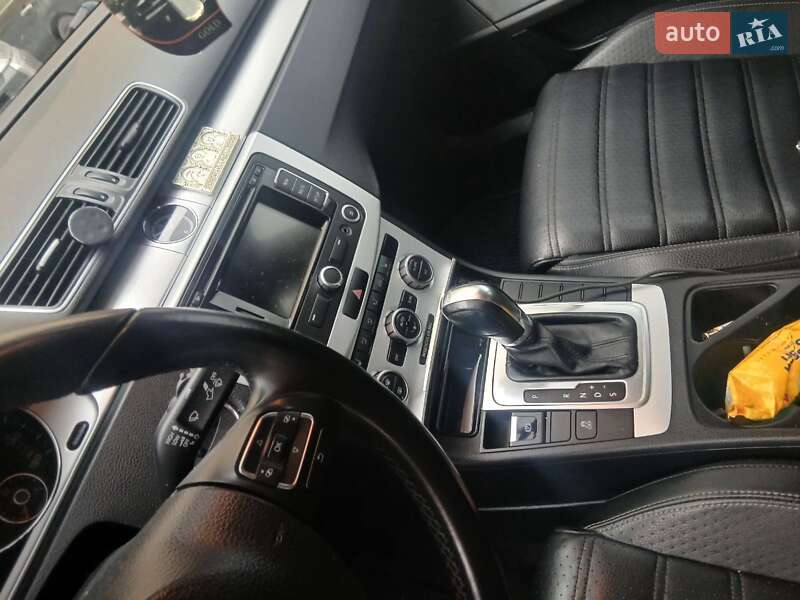 Купе Volkswagen CC / Passat CC 2013 в Киеве фото 7 Купе Volkswagen CC / Passat CC 2013 в Киеве