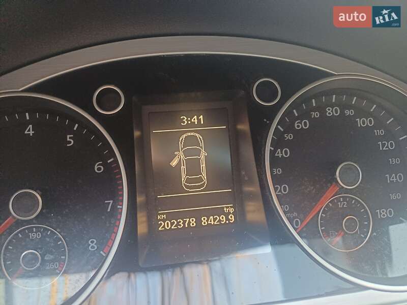 Купе Volkswagen CC / Passat CC 2012 в Києві