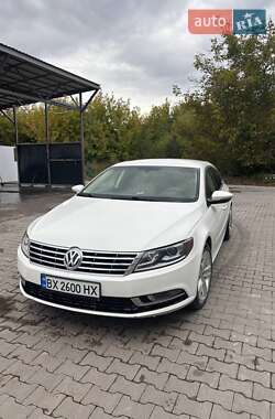 Купе Volkswagen CC / Passat CC 2013 в Староконстантинове