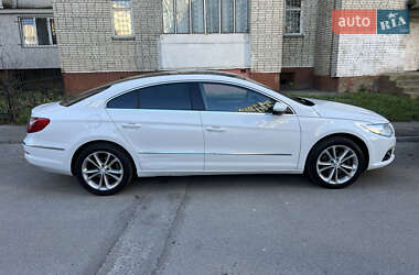 Купе Volkswagen CC / Passat CC 2010 в Львове