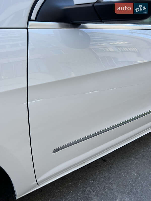 Купе Volkswagen CC / Passat CC 2010 в Львові