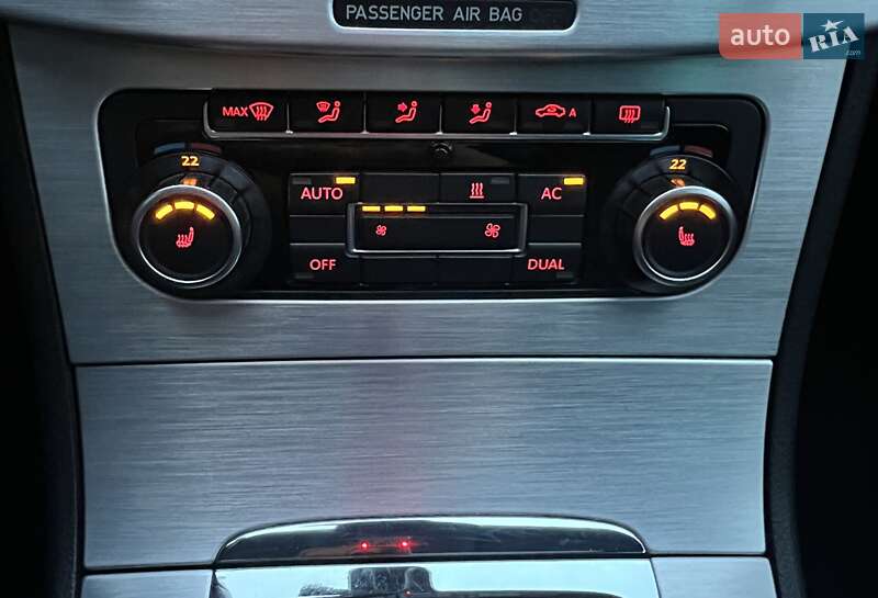 Купе Volkswagen CC / Passat CC 2010 в Одессе