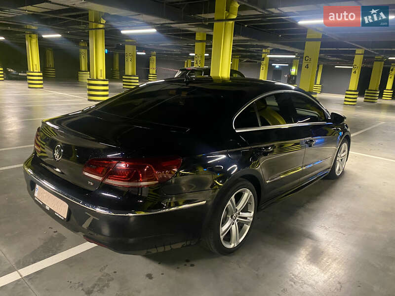 Купе Volkswagen CC / Passat CC 2016 в Киеве