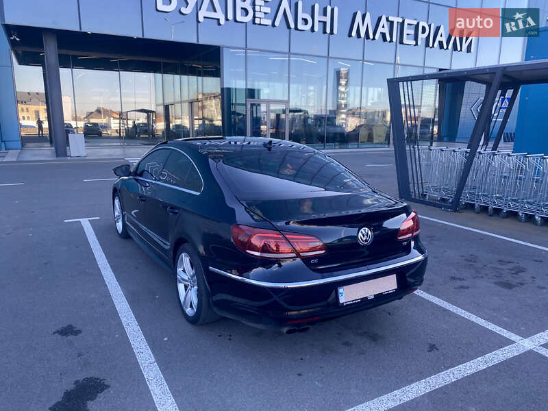 Купе Volkswagen CC / Passat CC 2016 в Киеве