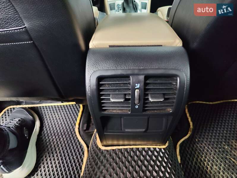 Купе Volkswagen CC / Passat CC 2009 в Чернівцях