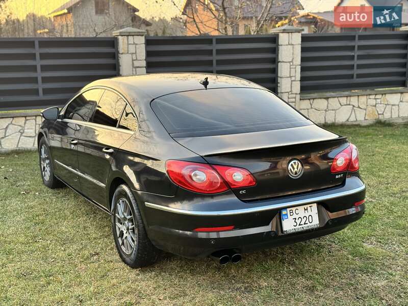 Купе Volkswagen CC / Passat CC 2010 в Львові