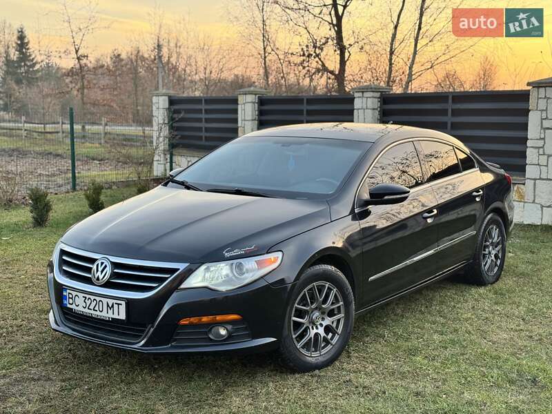 Купе Volkswagen CC / Passat CC 2010 в Львові