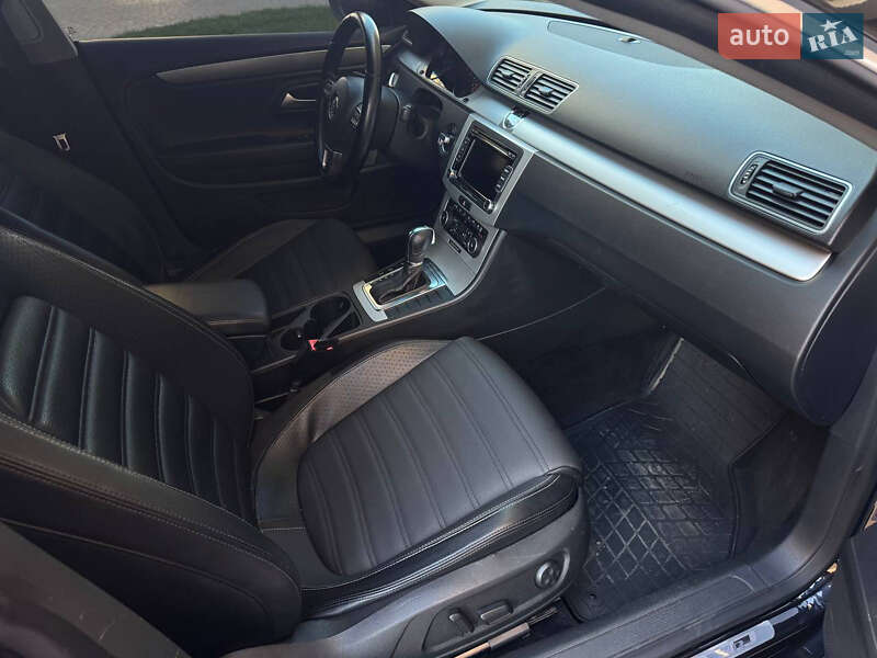 Купе Volkswagen CC / Passat CC 2011 в Одессе
