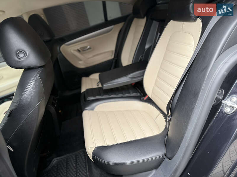 Купе Volkswagen CC / Passat CC 2010 в Хмельницком