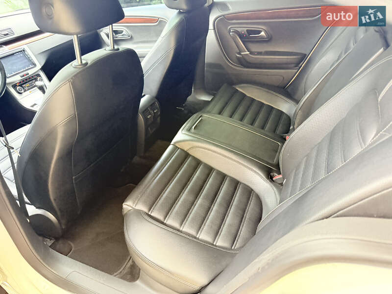 Купе Volkswagen CC / Passat CC 2011 в Харькове