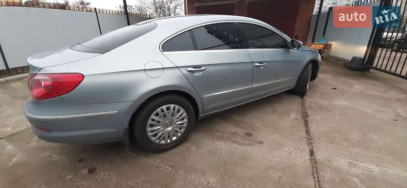 Купе Volkswagen CC / Passat CC 2010 в Чернігові
