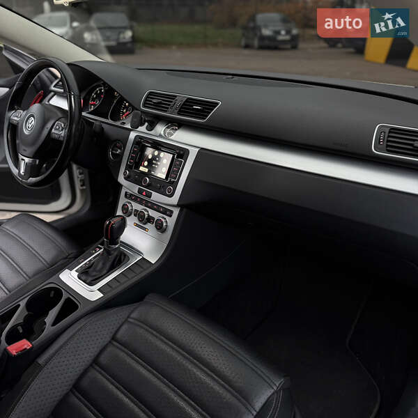 Купе Volkswagen CC / Passat CC 2014 в Киеве
