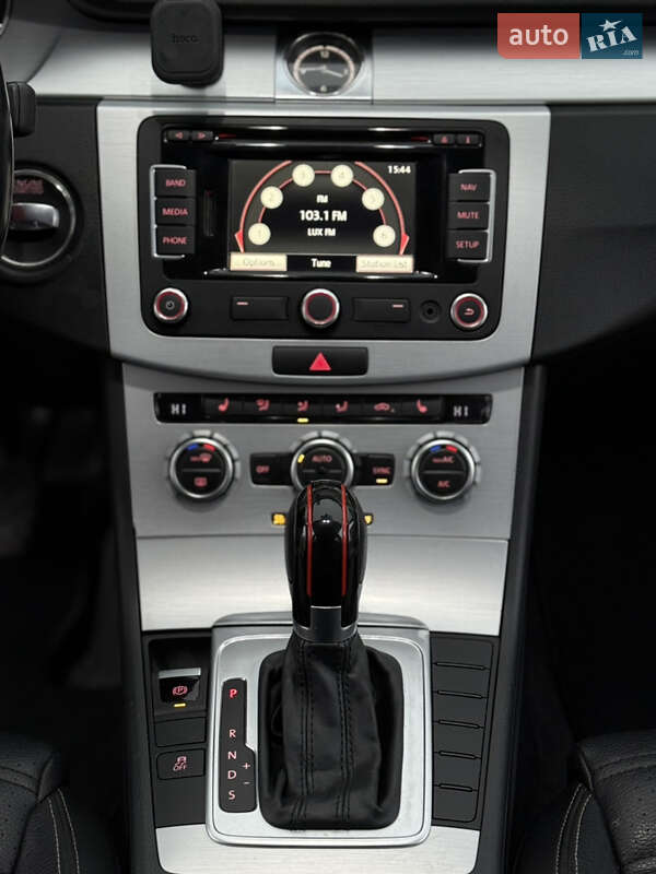 Купе Volkswagen CC / Passat CC 2014 в Киеве