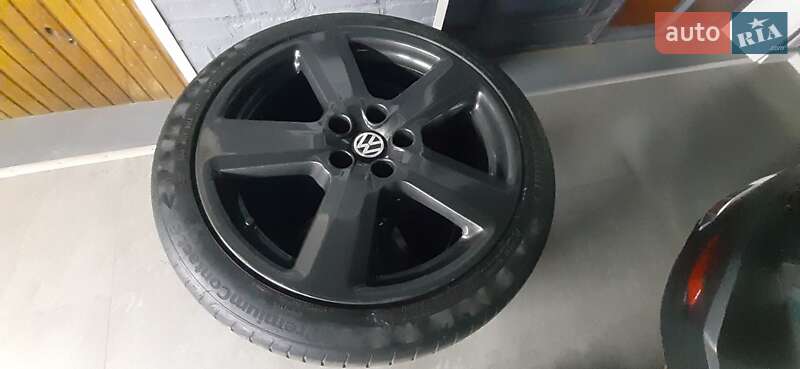 Купе Volkswagen CC / Passat CC 2010 в Чернігові