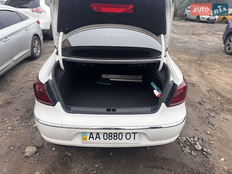Купе Volkswagen CC / Passat CC 2012 в Киеве фото 6 Купе Volkswagen CC / Passat CC 2012 в Киеве
