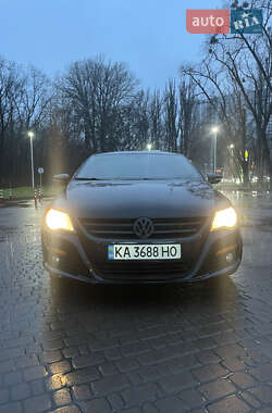 Купе Volkswagen CC / Passat CC 2009 в Києві