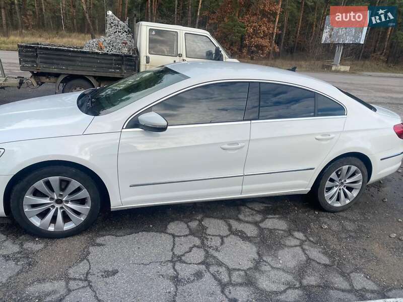 Купе Volkswagen CC / Passat CC 2011 в Обухове