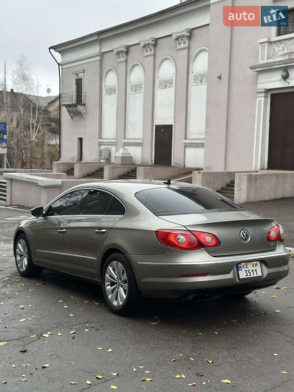 Купе Volkswagen CC / Passat CC 2011 в Каменском