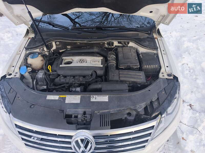 Купе Volkswagen CC / Passat CC 2013 в Львові