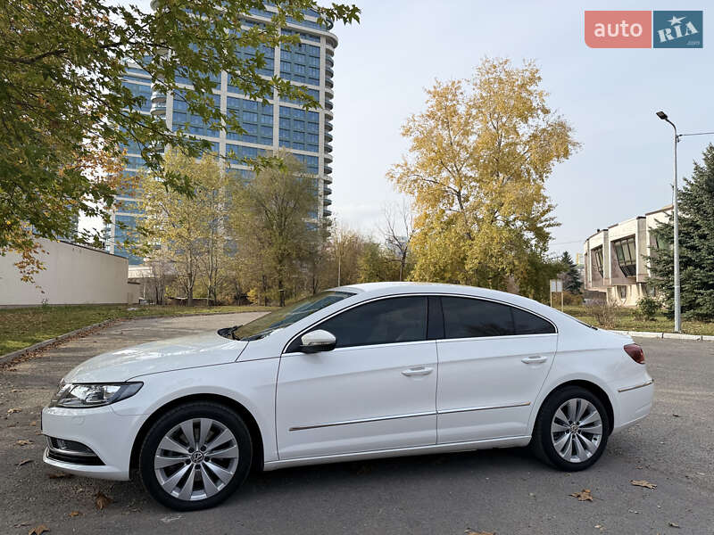 Купе Volkswagen CC / Passat CC 2012 в Днепре