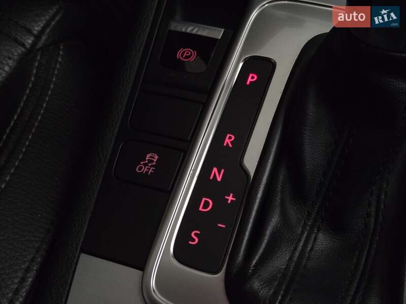 Универсал Volkswagen CC / Passat CC 2016 в Николаеве