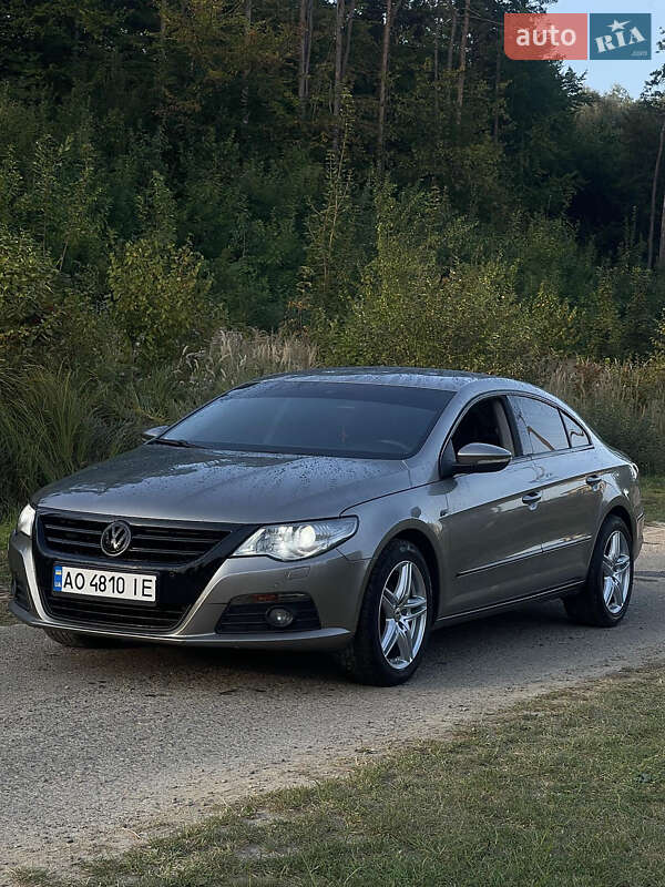 Купе Volkswagen CC / Passat CC 2010 в Івано-Франківську