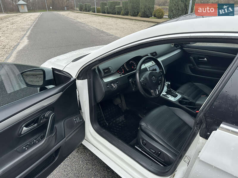 Купе Volkswagen CC / Passat CC 2010 в Днепре