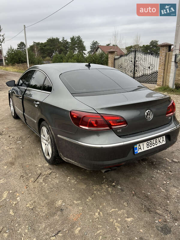 Купе Volkswagen CC / Passat CC 2016 в Киеве