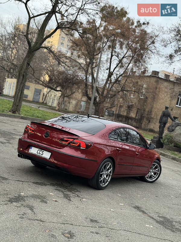 Купе Volkswagen CC / Passat CC 2013 в Києві