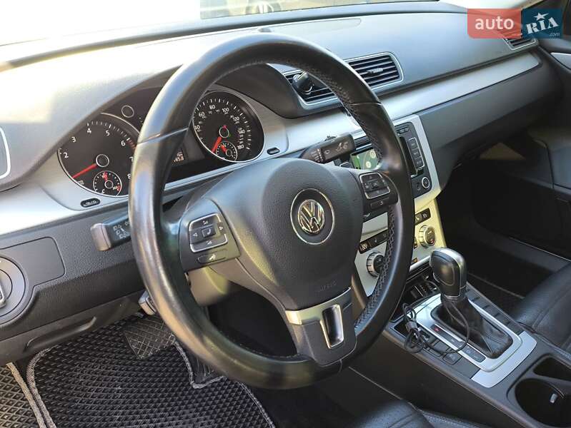 Купе Volkswagen CC / Passat CC 2014 в Киеве фото 16 Купе Volkswagen CC / Passat CC 2014 в Киеве
