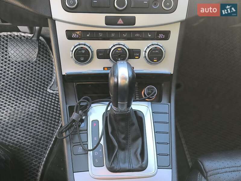 Купе Volkswagen CC / Passat CC 2014 в Киеве фото 22 Купе Volkswagen CC / Passat CC 2014 в Киеве