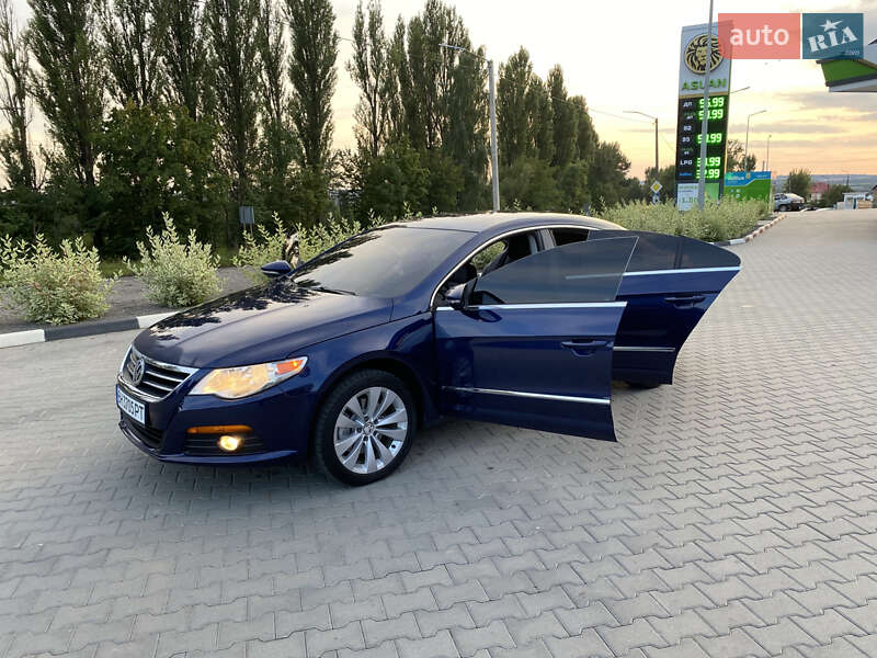 Купе Volkswagen CC / Passat CC 2010 в Хмельницькому