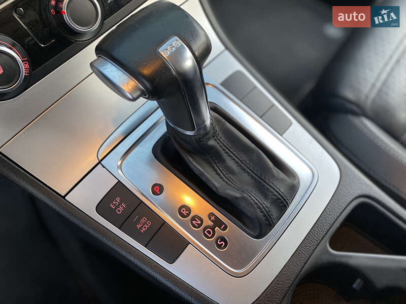 Купе Volkswagen CC / Passat CC 2010 в Хмельницькому