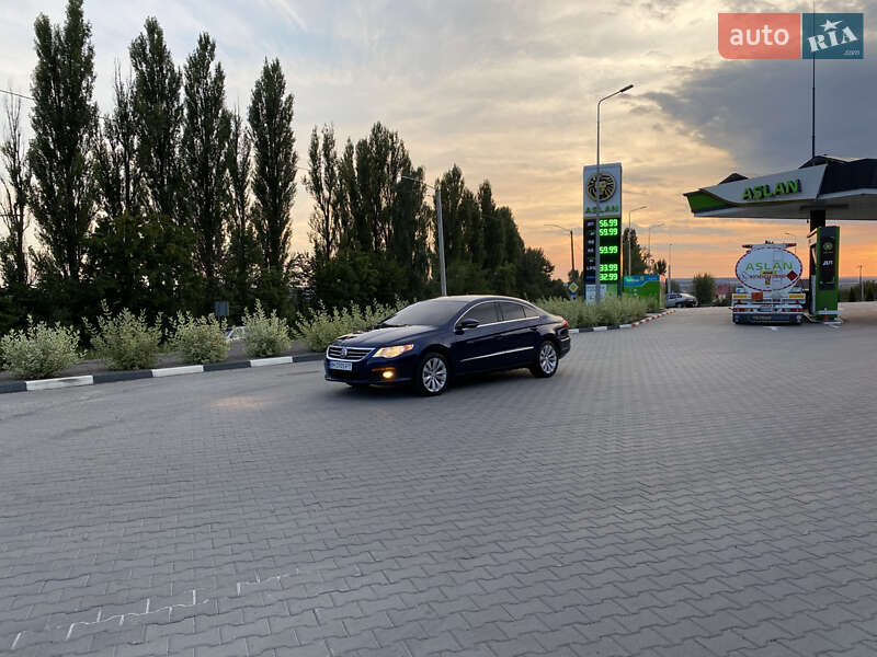 Купе Volkswagen CC / Passat CC 2010 в Хмельницькому